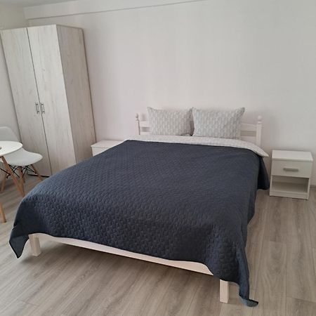 Garsoniera La Bulevard Μπρασόβ Εξωτερικό φωτογραφία