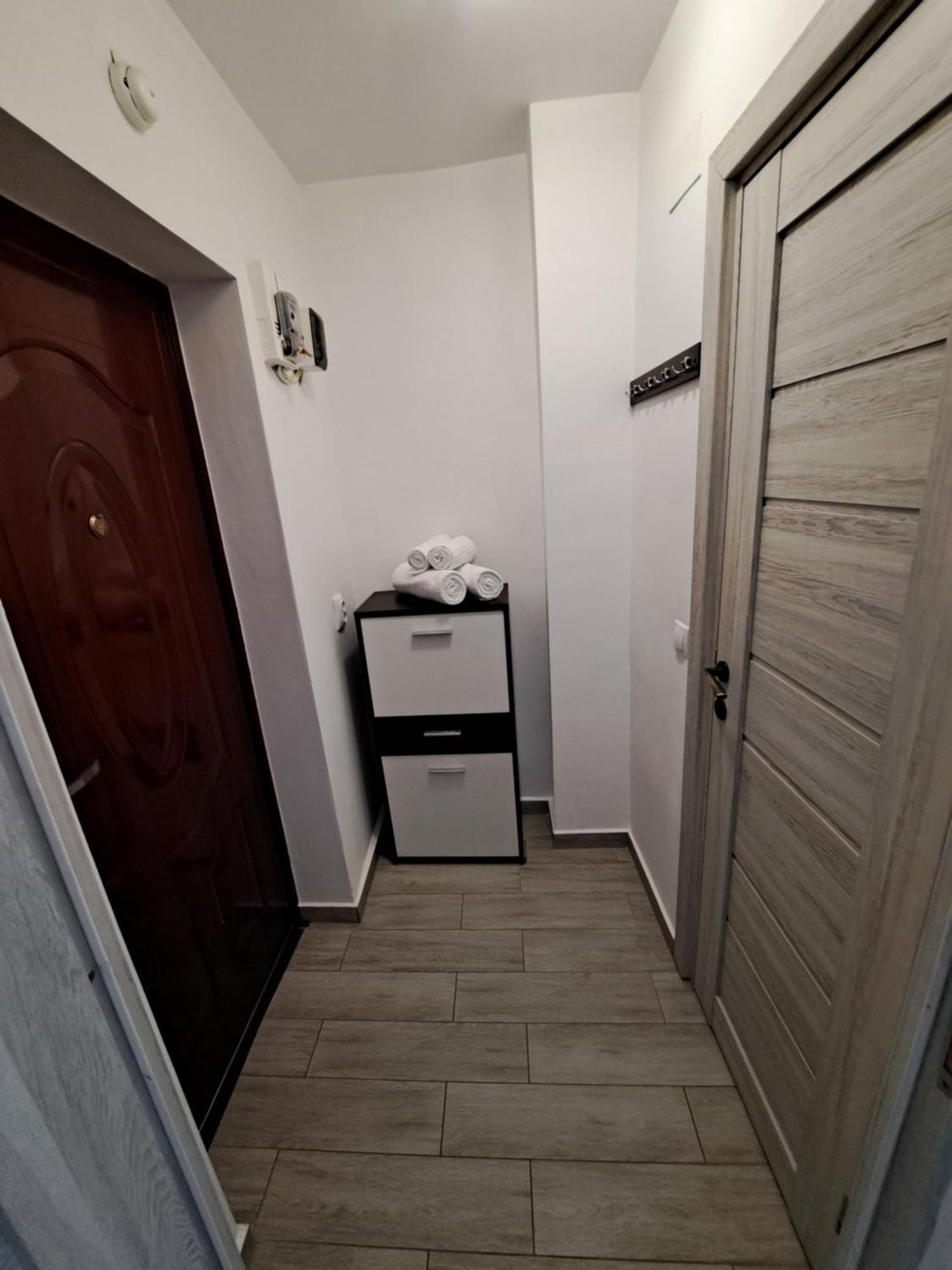Garsoniera La Bulevard Μπρασόβ Εξωτερικό φωτογραφία
